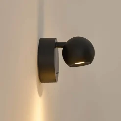 Liseuse noire discrète au design épuré LED intégrée - Loën