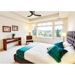 Modulo Low Profile Regular - un ventilateur pour plafond bas , DC 106 cm Laiton pales bois noir sans Lumière 10 à 20 m²