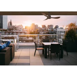 Modulo Regular Exterior - un ventilateur pour extérieur IP44, DC 132 cm Chocolat pales abs marron sans Lumière 20 à 35 m²