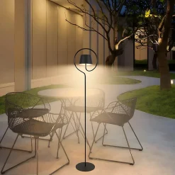 NETTLIFE lampadaire LED dimmable 120cm pour salon. Solaire extérieur avec batterie rechargeable USB-C. Sans fil, hauteur réglable.