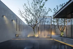 OSRAM Spot solaire ENDURA RGBW avec capteur de lumière du jour