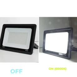 Pack de 10 Projecteurs LED Extérieur 150W Lumière Froide 6000K 15750lm IP65 Angle 120 Support Réglable Aluminium