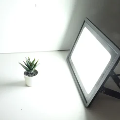 Pack de 10 Projecteurs LED Extérieur 150W Lumière Froide 6000K 15750lm IP65 Angle 120 Support Réglable Aluminium