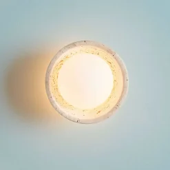 Petit éclairage en pierre naturelle bois et verre rond dépoli - Pietra