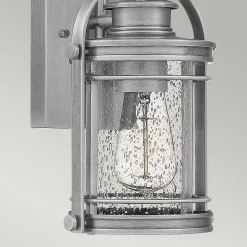 Petite lanterne murale Booker 1 lumière