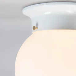 Plafonnier rétro en verre opale blanc - Scoop