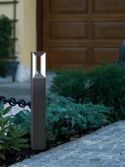 Potelet LED Riforano noir IP44 550lm Eglo