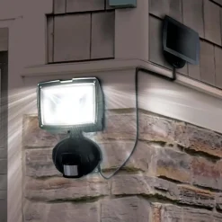 Projecteur solaire à détecteur de mouvements