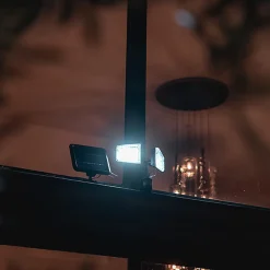 Projecteur solaire LED EZIlight Solar pro 2