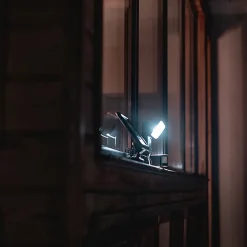 Projecteur solaire LED EZIlight Solar pro 1