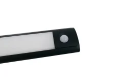 Réglette sous meuble Fiennes LED intégrée blanc neutre IP20 120lm 1.9W L.27xl.4,1xH.2cm noir GoodHome