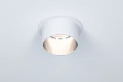 Spot encastré LED 3-Step-Dim Gil Coin Kit de base IP44 rond 68mm Coin 3x6W 3x470lm 230V gradable 2700K Blanc dépoli Acier brossé