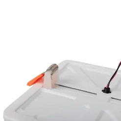 Spot encastrable LED SUMA 15,5 cm metal plastique blanc style moderne dimmable dimensions 15,5 x 15,5 cm hauteur 3,2 cm