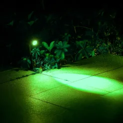 Spot Solaire à Piquer ou à Visser - Éclairage Jardin, Bosquet, Façade - Groupe DDC