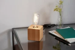 Support de lampe à poser Qausuit carré E27 IP20