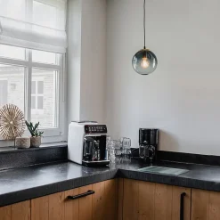 Suspension Art déco en laiton avec verre bleu océan 20 cm - Pallon