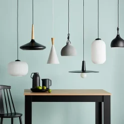 Suspension Aulavik GoodHome E27 noir