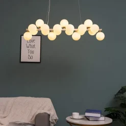 Suspension horizontale dorée à sphères en verre blanc - Ambrosia