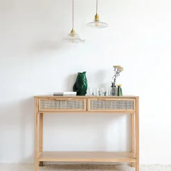 Suspension Jeanne en verre strié et monture dorée vieillie