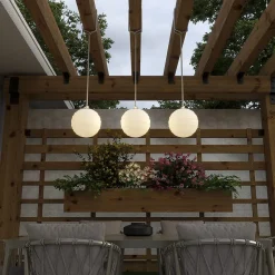 Suspension Sora low batterie rechargeable LED intégrée blanc 300lm 2W IP65 couleur variable disco + blanc neutre New Garden