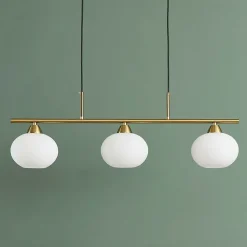 Suspension triple dorée abat-jours en verre blanc - Alcyone