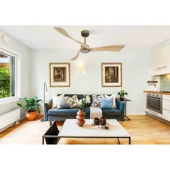 Twist, Ventilateur déstratificateur d'air, pales bois clair 166 Cm Moteur Laiton brossé avec point lumineux LED.