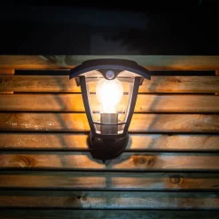 Xanlite - Applique murale solaire rétro LED IP44, 400 lumens, détecteur de mouvement, avec ampoule, Noir - SO2011AR