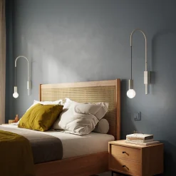 Zafferano - Applique Filo, orientable à 200, métal peint, ampoule E27 max 60W incluse, H 61cm - Blanc